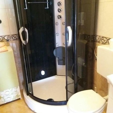Ivica Apartments Пунат Экстерьер фото