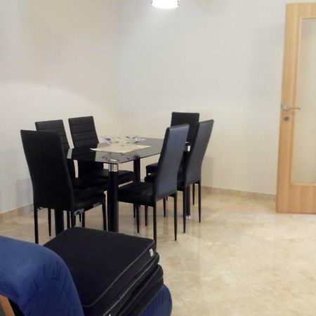 Ivica Apartments Пунат Экстерьер фото