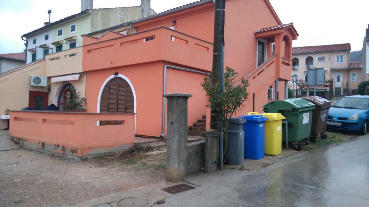 Ivica Apartments Пунат Экстерьер фото