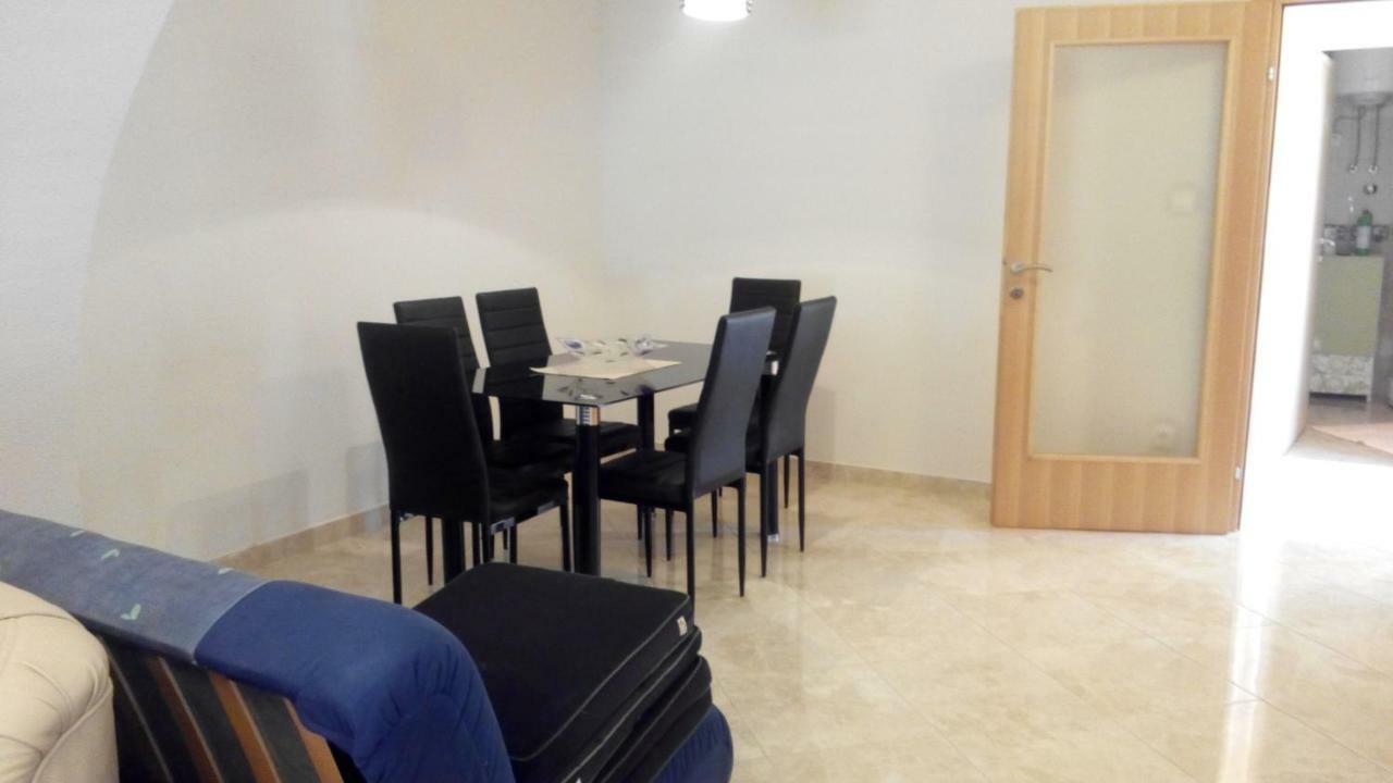 Ivica Apartments Пунат Экстерьер фото